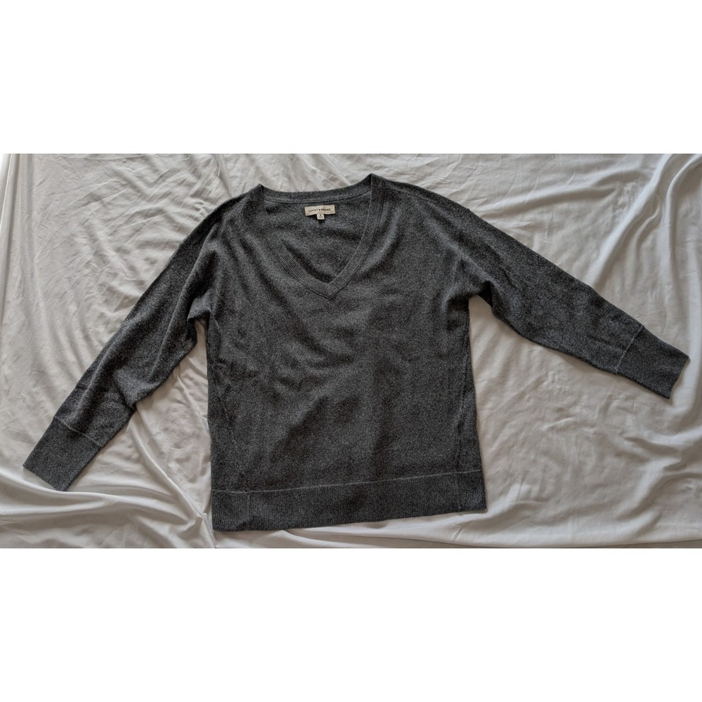 Lucky Brand Women's Gray V-Neck Sweater‎ Soft And Cozy Size Medium NWOT